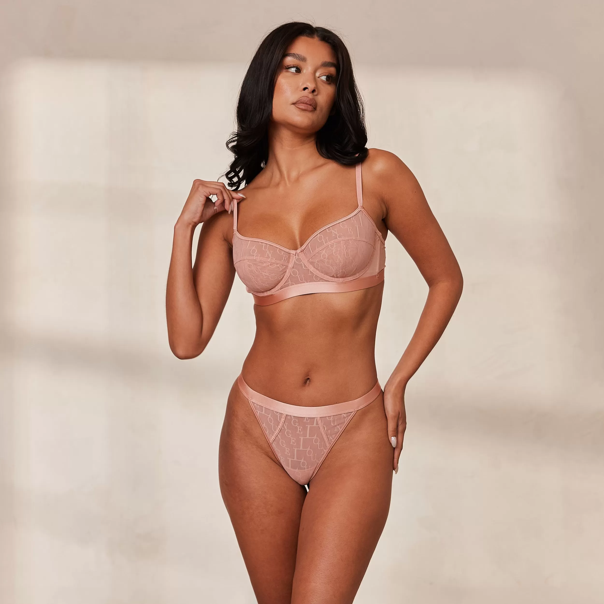 Chic Balcony BH und String Set - ^Lounge Flash Sale