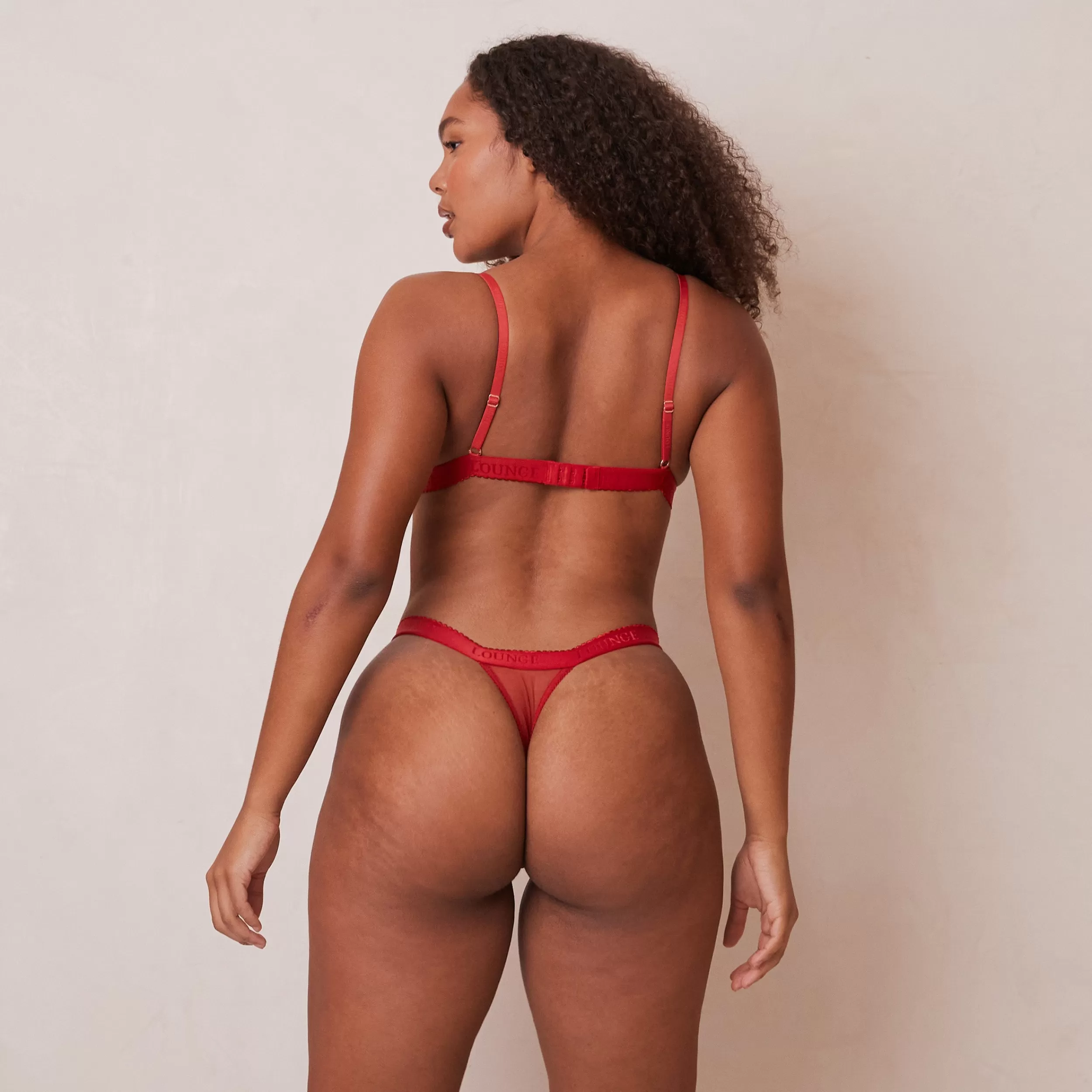 Embroidered Triangle BH und String Set - ^Lounge Sale