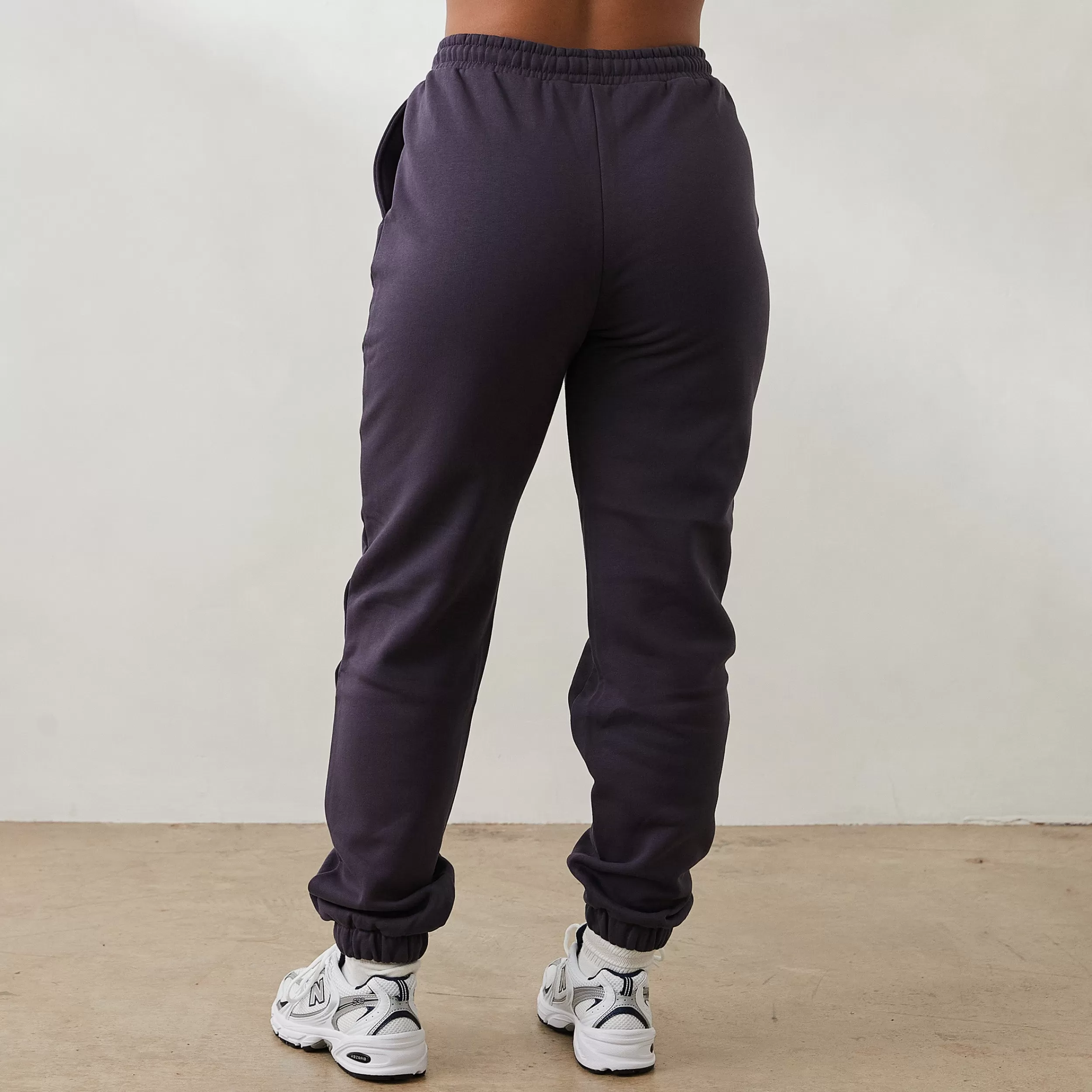 Essential Jogginghose - Geräuchertes Blau^Lounge Online