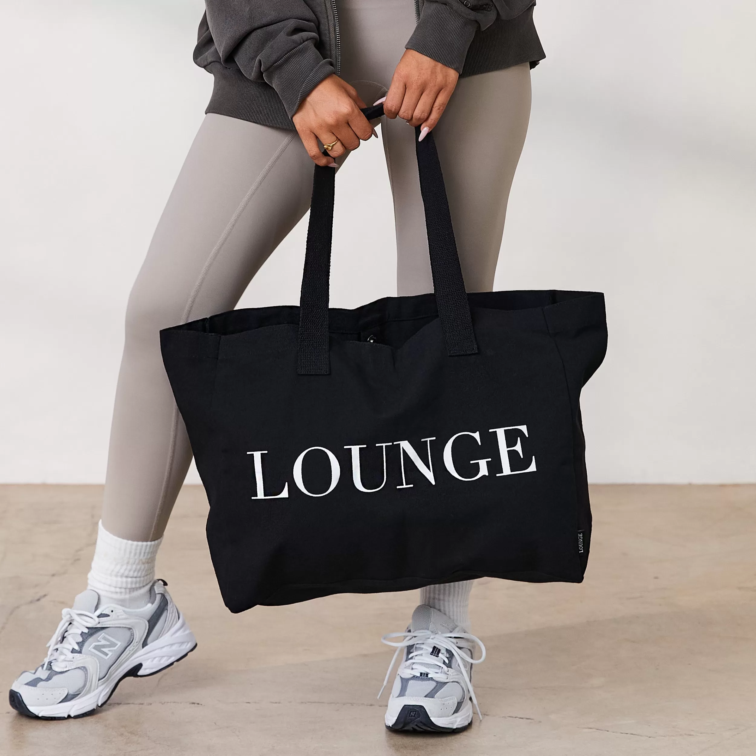 Signature Tragetasche - ^Lounge Sale
